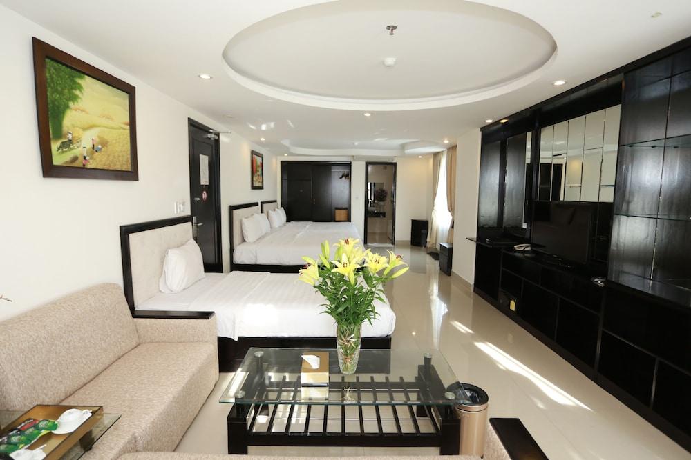 Kay Hotel Da Nang - Near Dragon Bridge Екстериор снимка