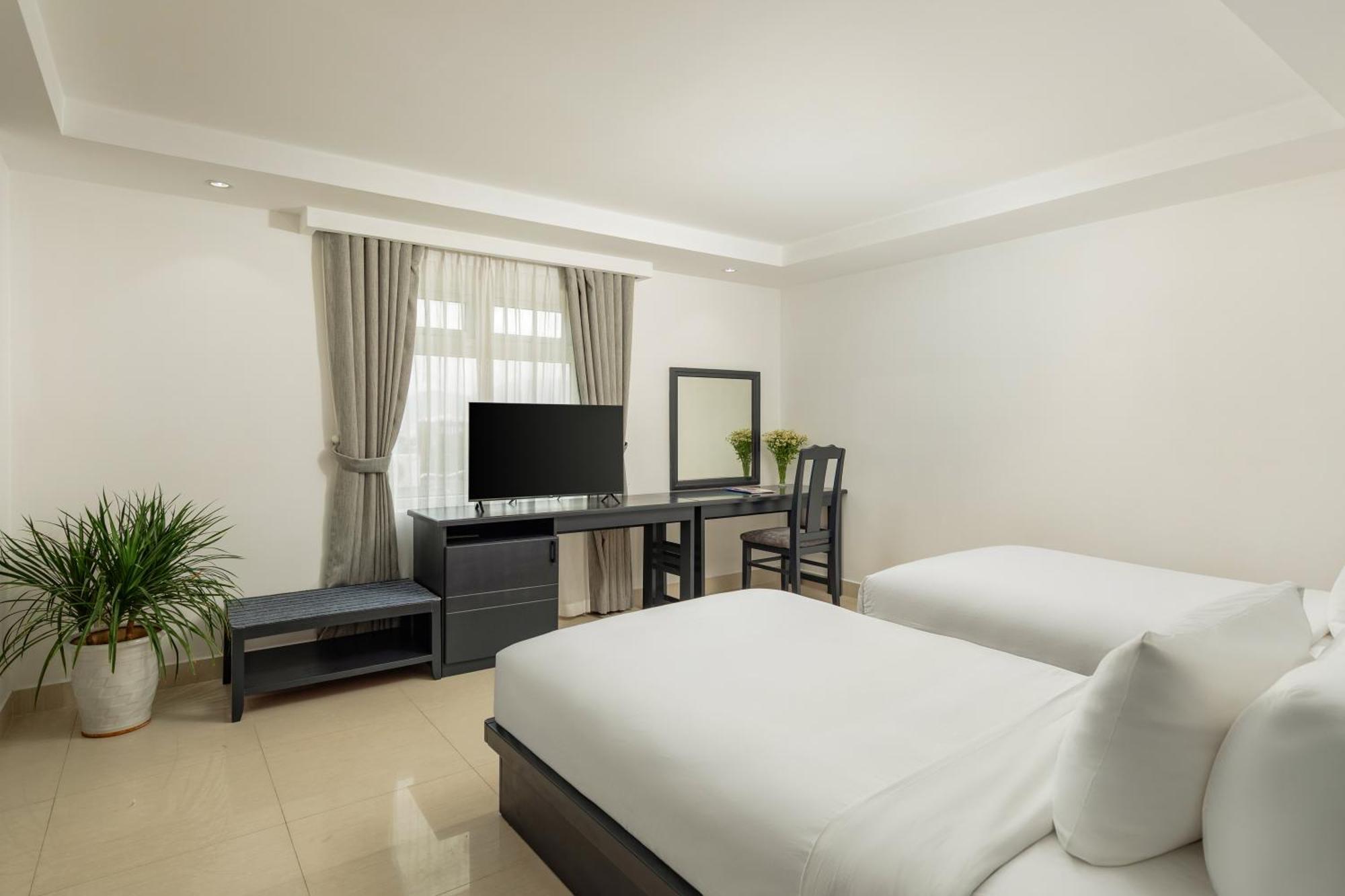 Kay Hotel Da Nang - Near Dragon Bridge Екстериор снимка