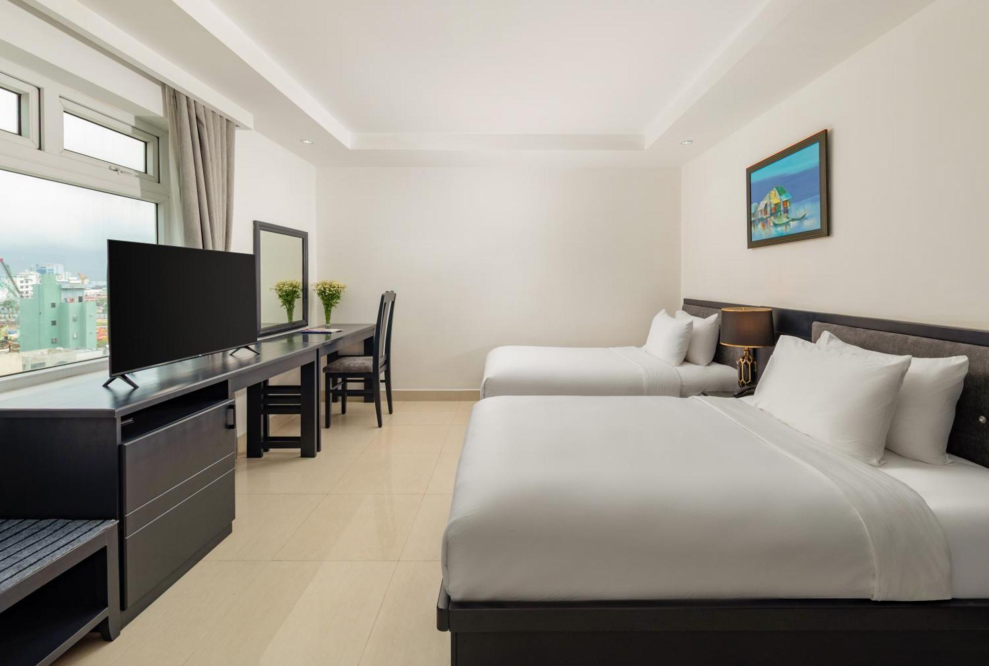 Kay Hotel Da Nang - Near Dragon Bridge Екстериор снимка