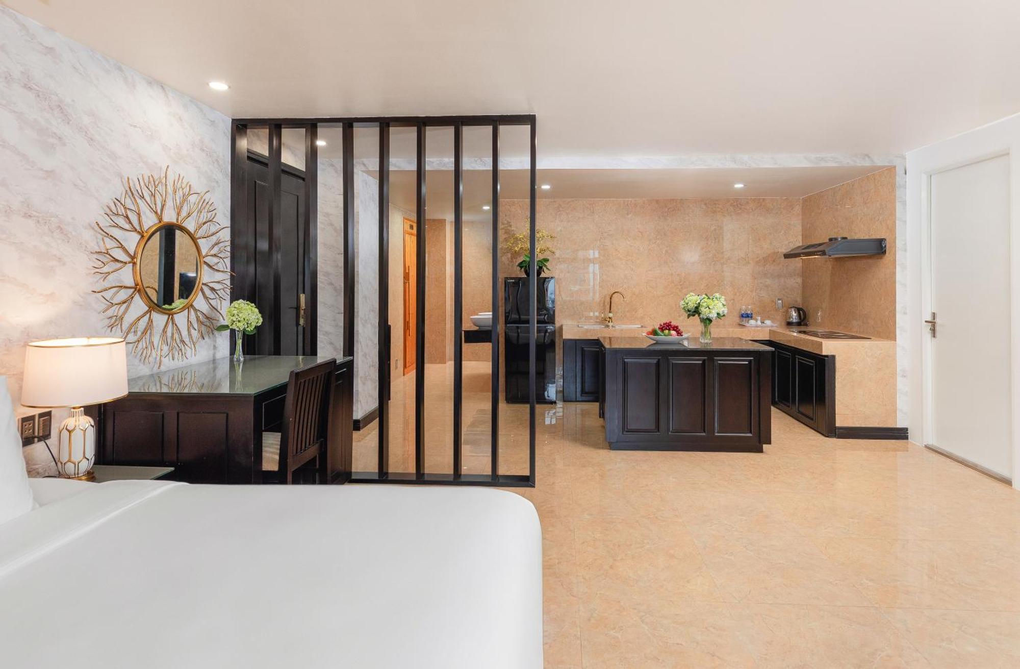 Kay Hotel Da Nang - Near Dragon Bridge Екстериор снимка