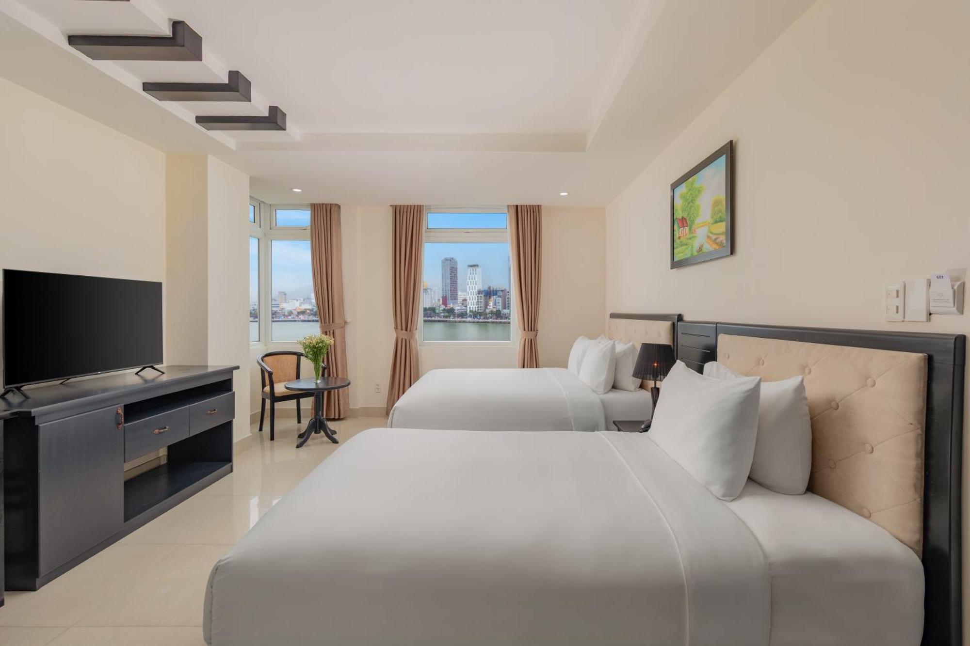 Kay Hotel Da Nang - Near Dragon Bridge Екстериор снимка