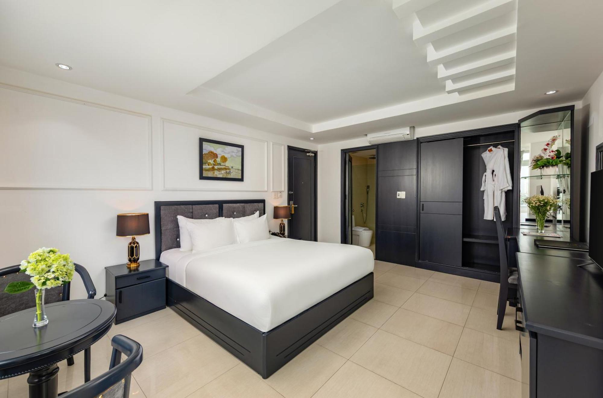 Kay Hotel Da Nang - Near Dragon Bridge Екстериор снимка