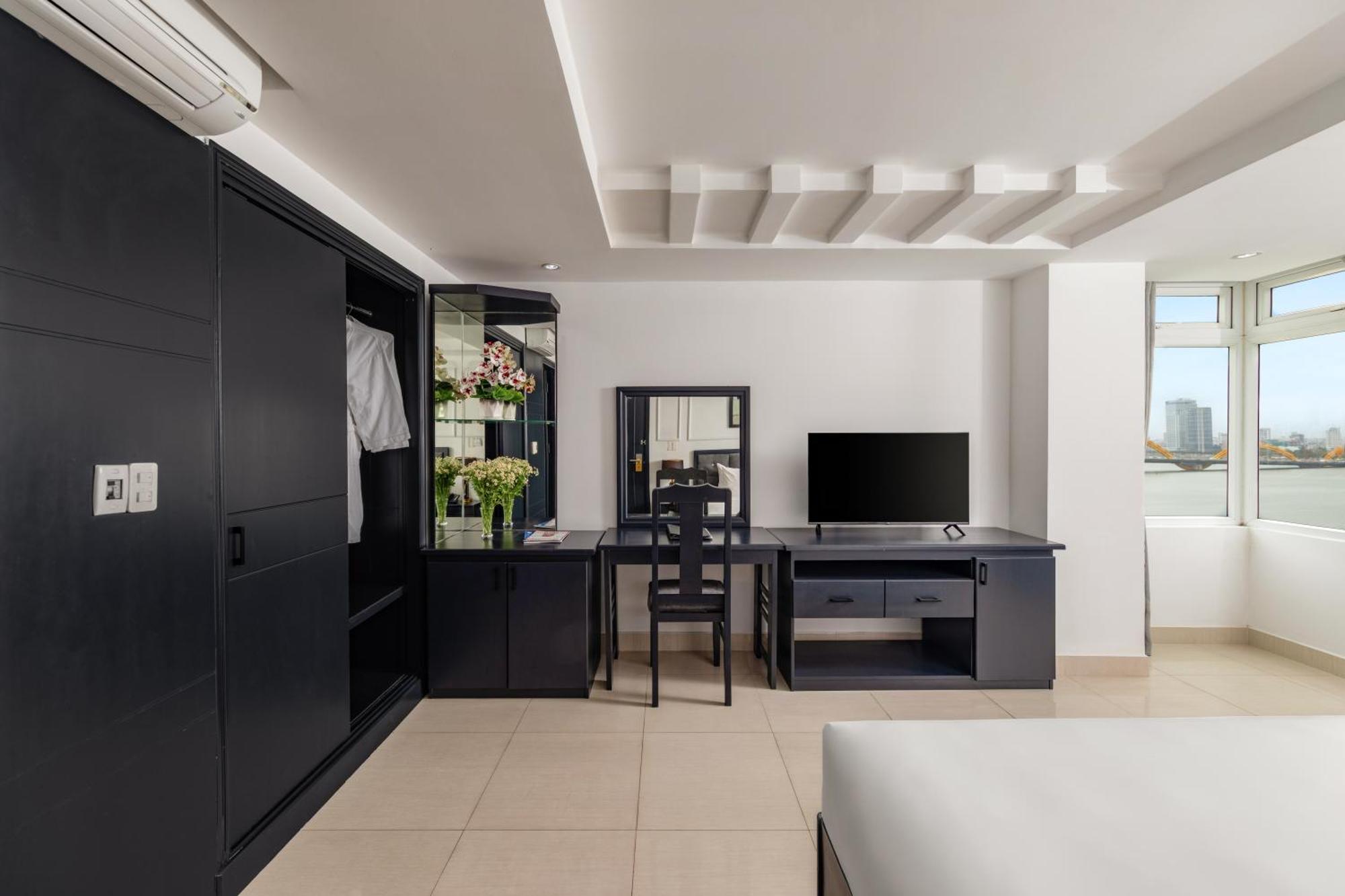 Kay Hotel Da Nang - Near Dragon Bridge Екстериор снимка