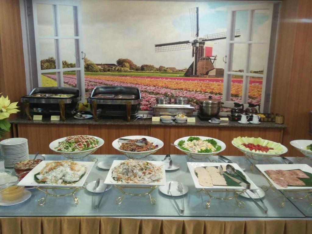 Kay Hotel Da Nang - Near Dragon Bridge Екстериор снимка