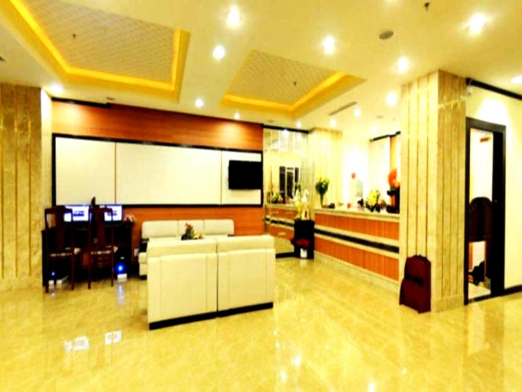 Kay Hotel Da Nang - Near Dragon Bridge Екстериор снимка